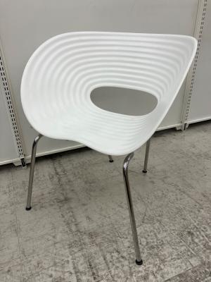 Vitra (ヴィトラ) トムバックチェア ホワイト