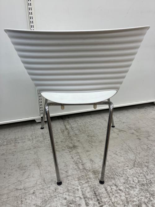 Vitra (ヴィトラ) トムバックチェア ホワイト