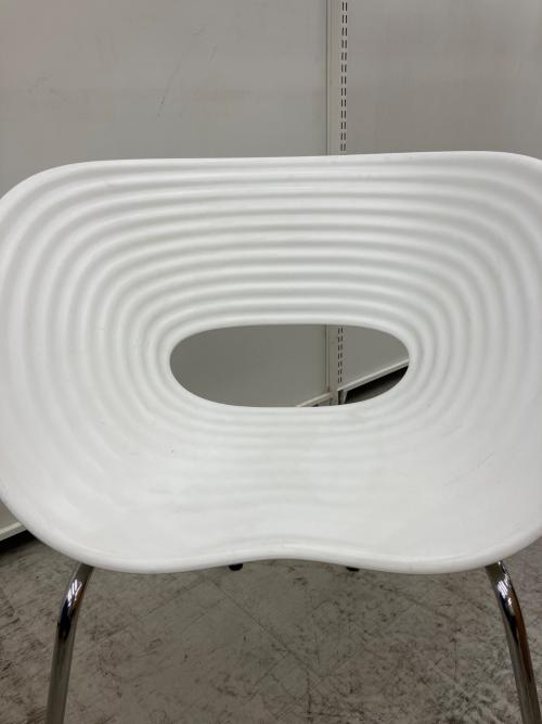 Vitra (ヴィトラ) トムバックチェア ホワイト