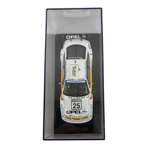MINICHAMPS (ミニチャンプス) Opel Calibra V6 4×4 ITC 1996 SUZUKI ダイキャストカー