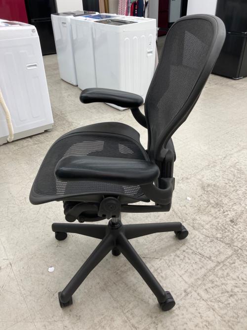Herman Miller (ハーマンミラー) アーロンチェア