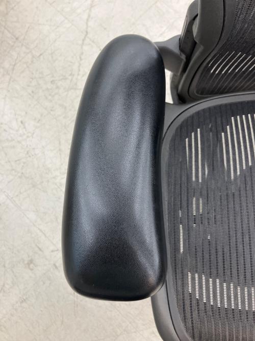 Herman Miller (ハーマンミラー) アーロンチェア