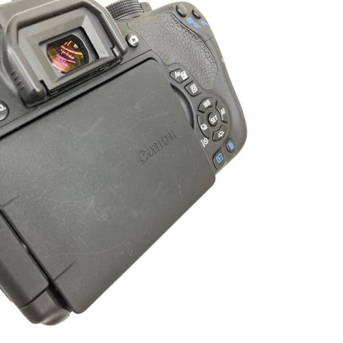 CANON (キヤノン) デジタル一眼レフカメラ EOS KISS X8i ダブルズームキット