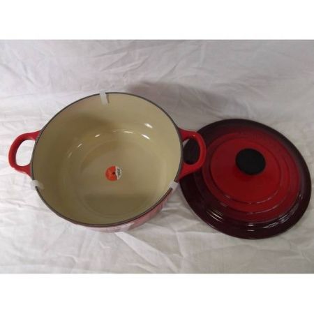 LE CREUSET 両手鍋 レッド 未使用品