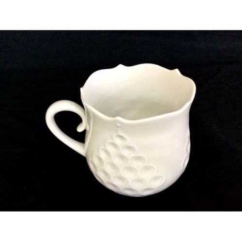 Meissen (マイセン) カップ ホワイトレリーフ