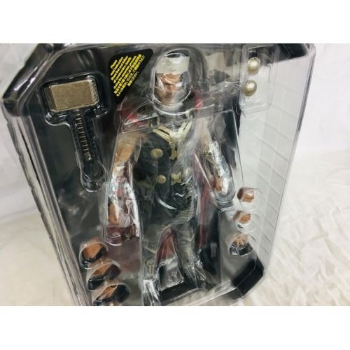 『マイティ・ソー／ダーク・ワールド』（ライト・アーマー版） ムービー・マスターピース 1/6スケール