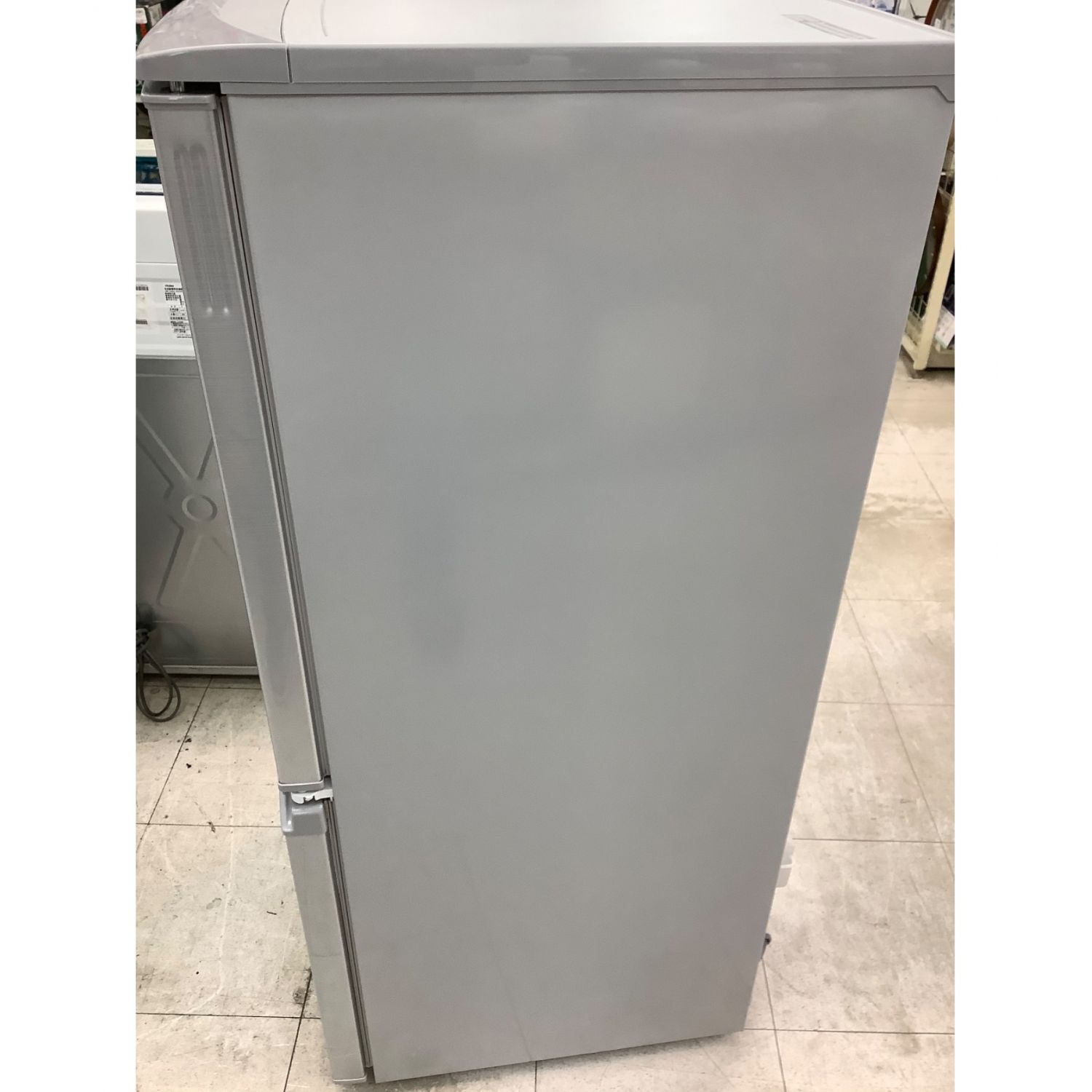 SHARP (シャープ) 2ドア冷蔵庫 ファン式 SJ-D14D-S 2018年製 137L｜トレファクONLINE