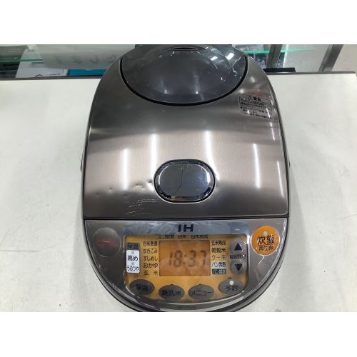 象印 (ゾウジルシ) 炊飯器 NP-VN10 2016年製 5.5合(1.0L)