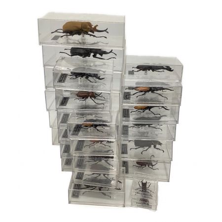 DeAGOSTINI (ディアゴスティーニ) 世界の昆虫データブック フィギュア66体・ブックレット・標本箱セット