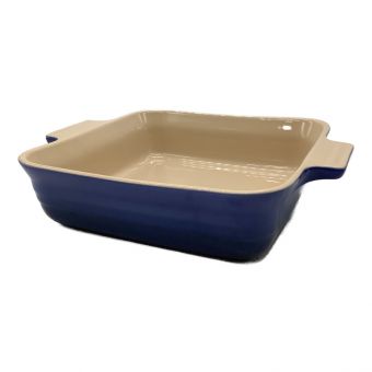 LE CREUSET (ルクルーゼ) グラタン皿 Stackable Square Dish 24cm