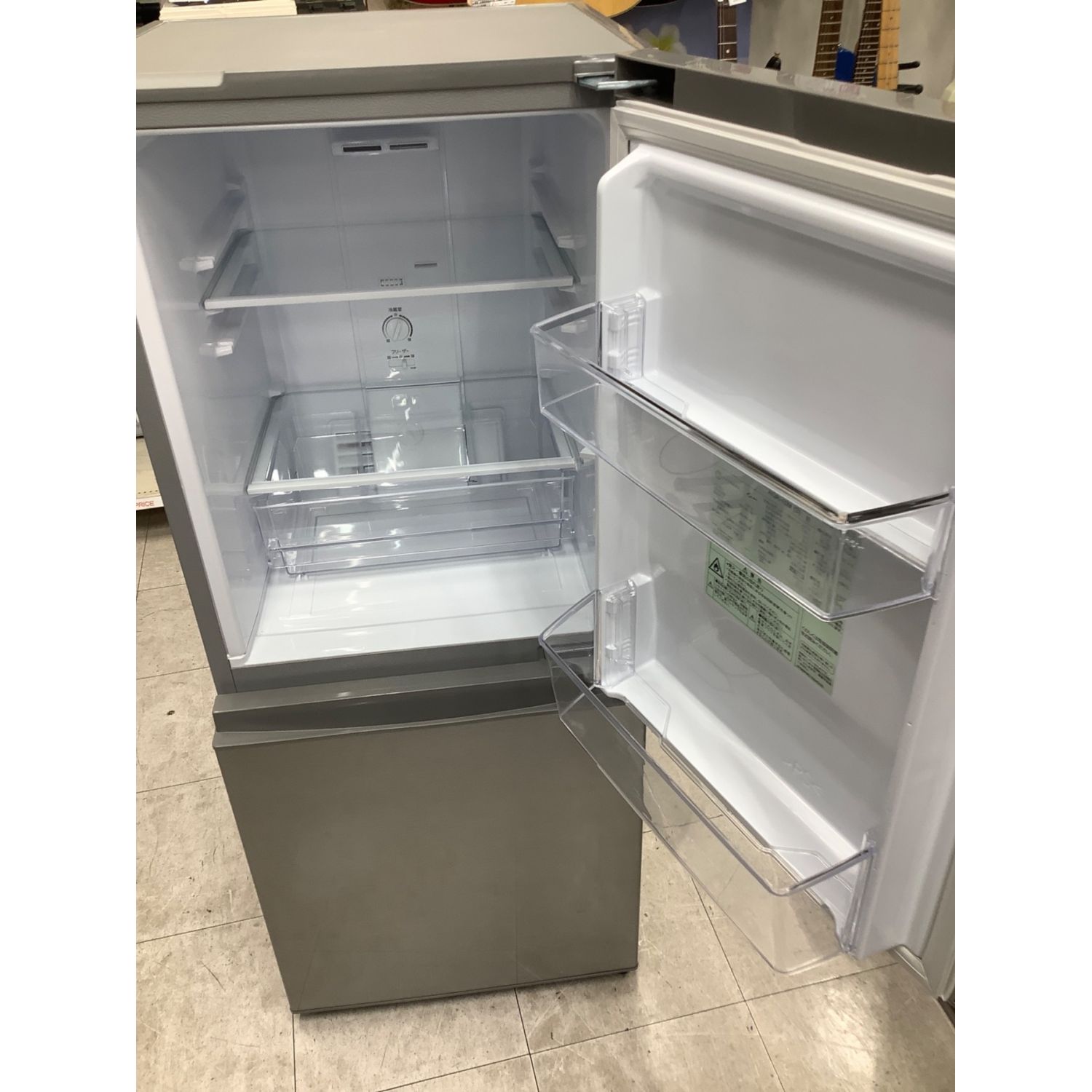 AQUA AQR-SV24J(W) 自動製氷機付き冷蔵庫 - 冷蔵庫