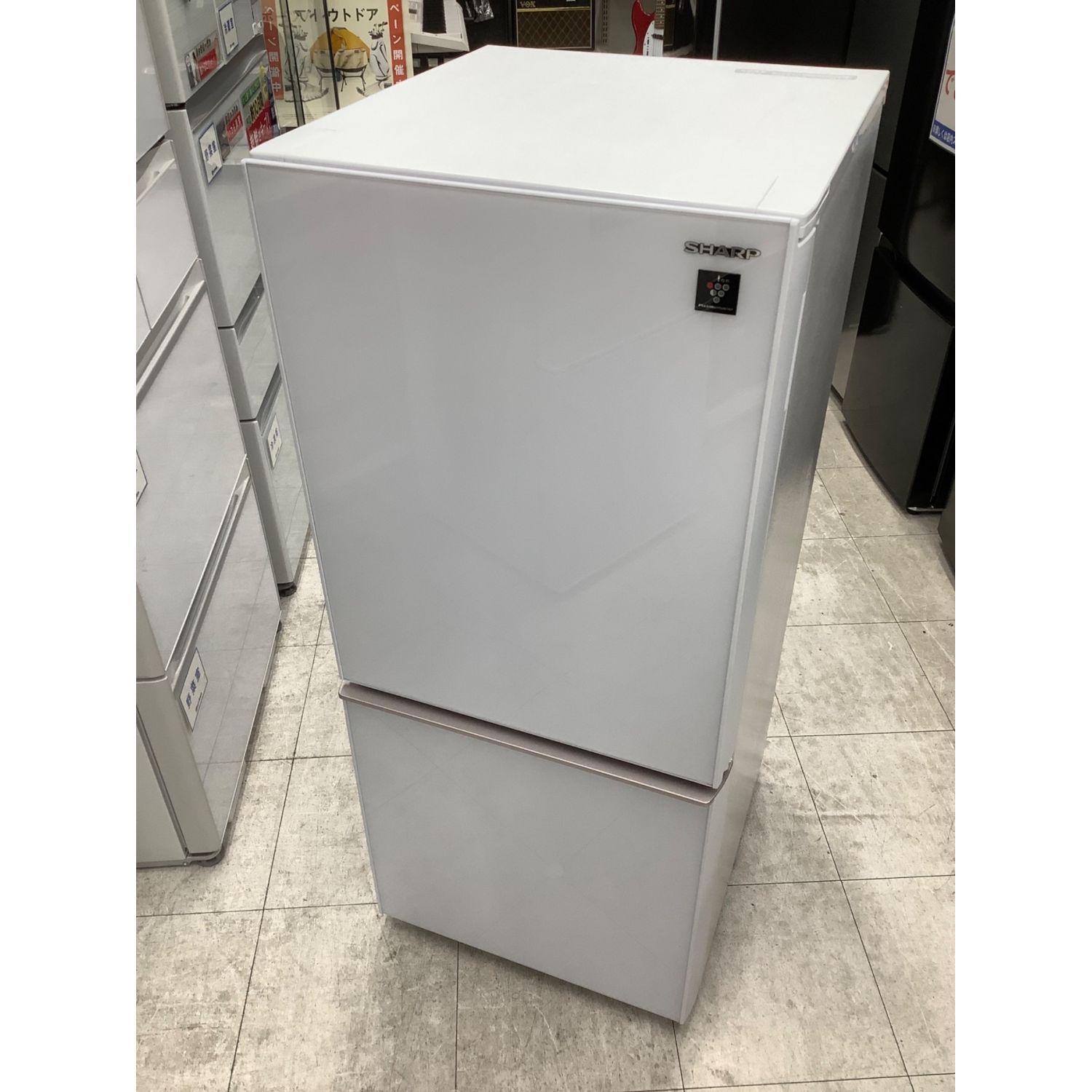 SHARP (シャープ) 2ドア冷蔵庫 SJ-GD14E-W 2019年製 137L クリーニング