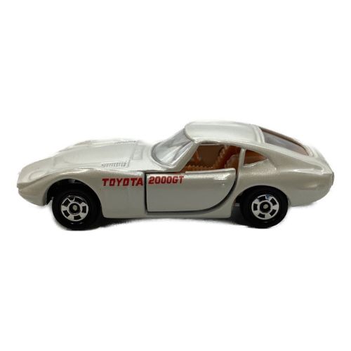 TOMY (トミー) トミカ 外箱ダメージ有り ホワイト トヨタ 2000-GT
