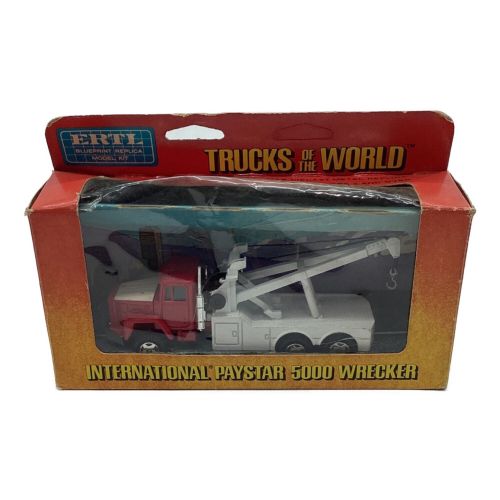 ERTL (アーテル) ミニカー PAYSTAR 5000 WRECKER TRUCKS OF THE WORLD