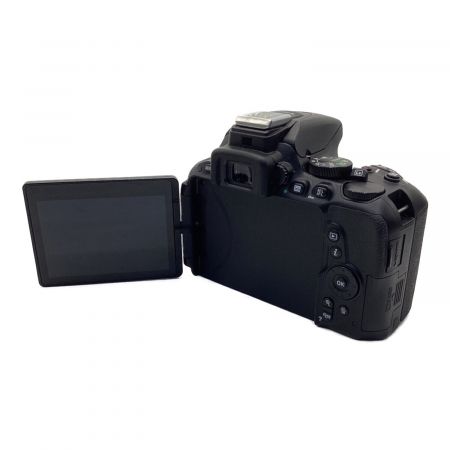 Nikon (ニコン) デジタル一眼レフカメラ ダブルズームキット D5500 2416万有効画素 APS-C 専用電池 SD・SDHC・SDXCカード対応 2002577