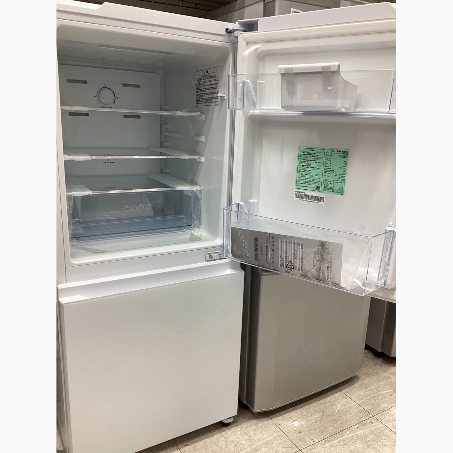 Hisense ノンフロン冷凍冷蔵庫 HR-G13C-BR 2022年製 - 冷蔵庫・冷凍庫