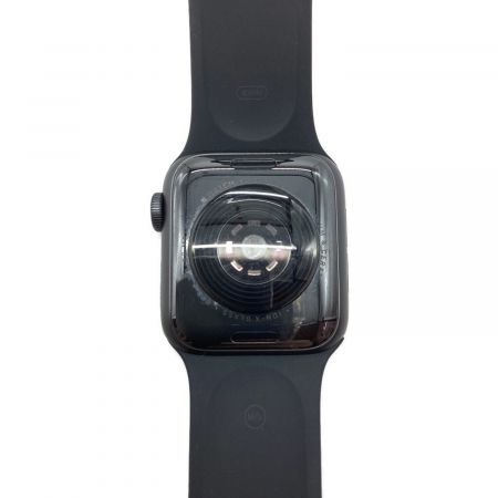 Apple (アップル) Apple Watch SE(第一世代) GPSモデル 40mm MKQ13J/A バッテリー:Bランク(82%) 程度:Cランク ■