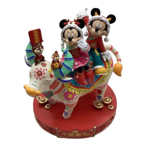 DISNEY (ディズニー) ディズニーグッズ 丑年 中国 ミッキー & ミニー w/チップ & デール 2021 Chinese Lunar New Year