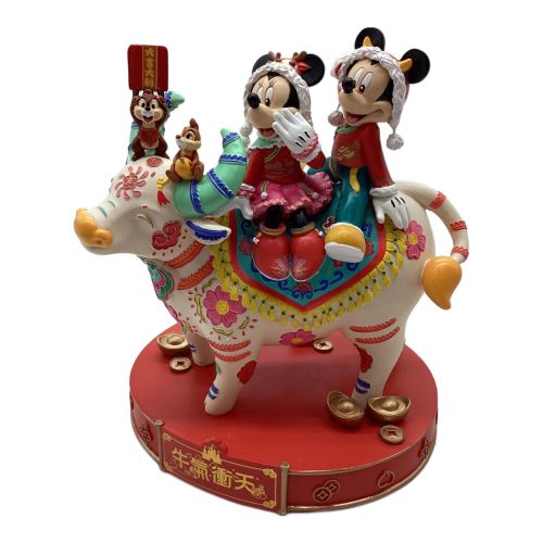 DISNEY (ディズニー) ディズニーグッズ 丑年 中国 ミッキー & ミニー w/チップ & デール 2021 Chinese Lunar New Year