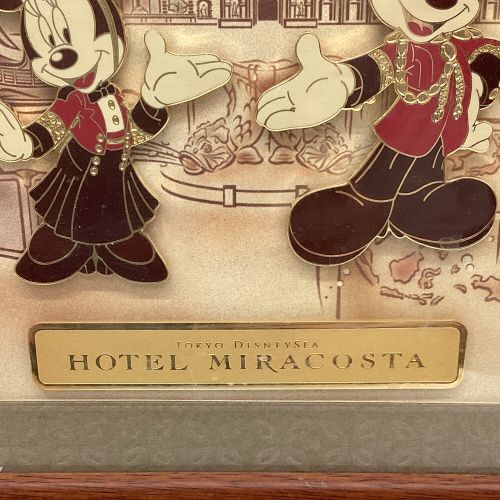 DISNEY (ディズニー) 額入りのピンバッジセット HOTEL MIRACOSTA