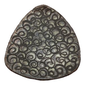 益子焼 (マシコヤキ) 三角皿 渦巻模様