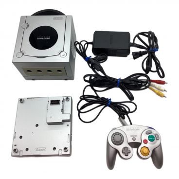 28. ゲームキューブ 本体 ジャンク 6台 カテゴリ：レトロゲーム・旧