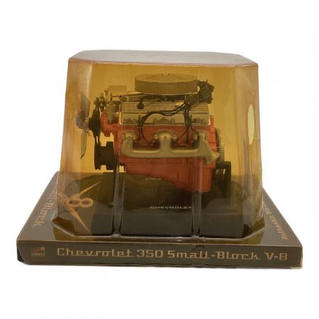シボレーシェビー Small Blockスモールブロック エンジン1/6 シボレー スモールブロック エンジン模型 V-8 カマロ350 1/6