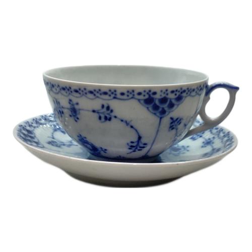 ROYAL COPENHAGEN (ロイヤル・コペンハーゲン) ティーカップ&ソーサー ブルーフルーテッド・ハーフレース