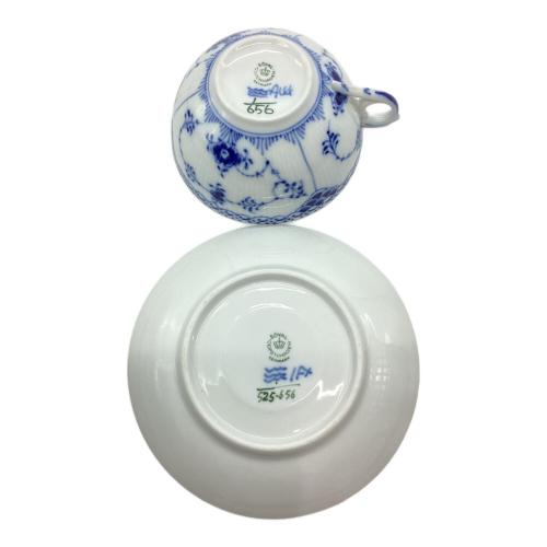 ROYAL COPENHAGEN (ロイヤル・コペンハーゲン) ティーカップ&ソーサー ブルーフルーテッド・ハーフレース