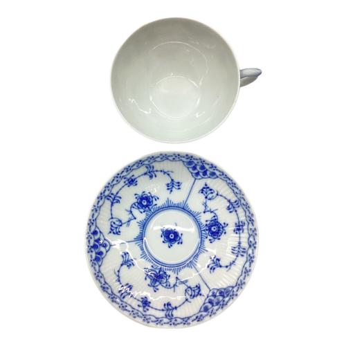 ROYAL COPENHAGEN (ロイヤル・コペンハーゲン) ティーカップ&ソーサー ブルーフルーテッド・ハーフレース
