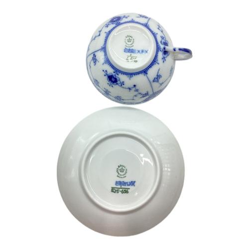 ROYAL COPENHAGEN (ロイヤル・コペンハーゲン) ティーカップ&ソーサー ブルーフルーテッド・ハーフレース