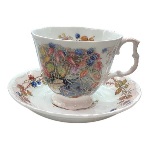 ROYAL DOULTON (ロイヤルドルトン) カップ&ソーサー ブランブリーヘッジ