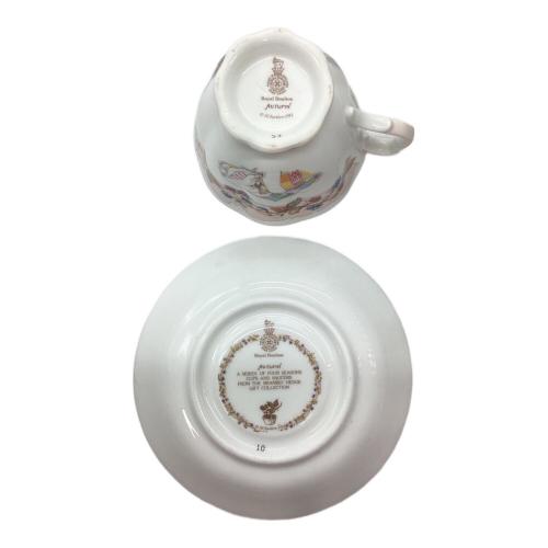 ROYAL DOULTON (ロイヤルドルトン) カップ&ソーサー ブランブリーヘッジ