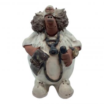 インテリア小物 陶器人形 医師