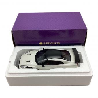 京商 (キョウショウ) モデルカー サムライ 1/18 日産 GT-R NISMO 2020 ホワイト KSR18048W