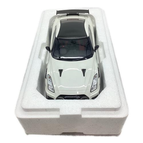 京商 (キョウショウ) モデルカー サムライ 1/18 日産 GT-R NISMO 2020 ホワイト KSR18048W