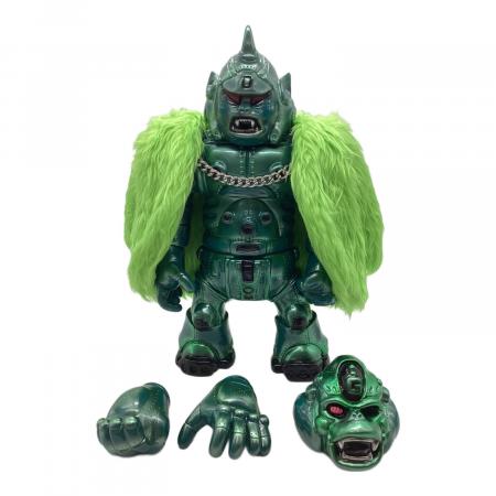 PILLS TOY black pearl限定 雙頭狂気ゴリラ 緑成型 フィギュア
