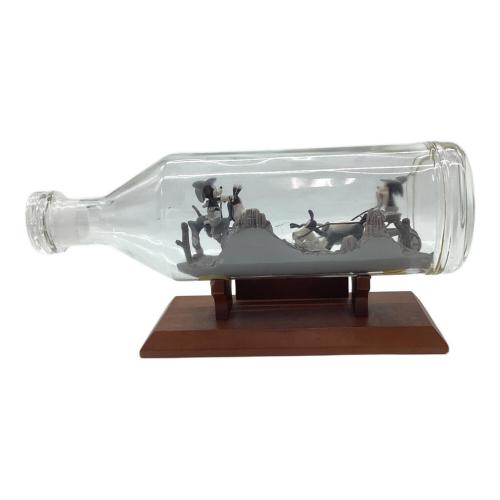 Disney STORE (ディズニーストア) ディズニーグッズ 1000個限定 ミッキーの二挺拳銃1934ボトルシップフィギュア