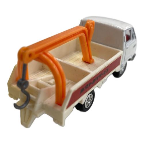 TOMY (トミー) トミカ トヨタハイエースレッカー 色指定箱