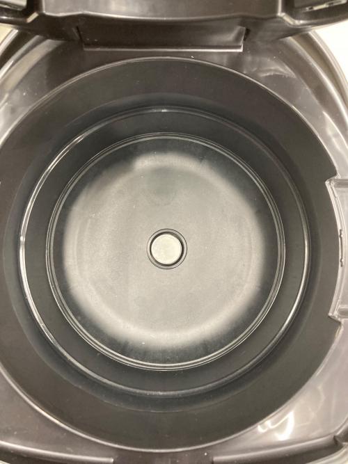 HITACHI (ヒタチ) IH炊飯ジャー RZ-BS10M 2023年製 程度B(軽度の使用感)