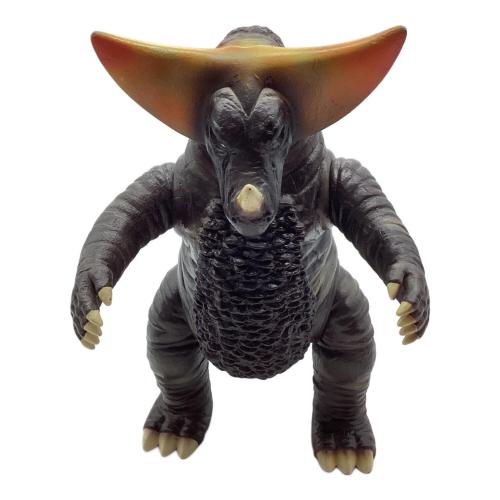 ゴモラ フィギュア