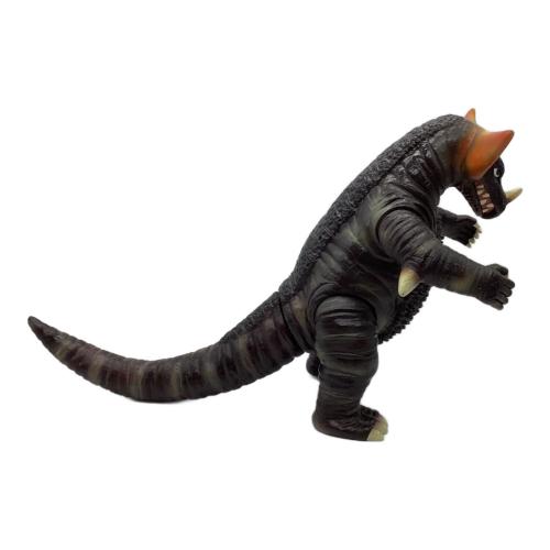 ゴモラ フィギュア