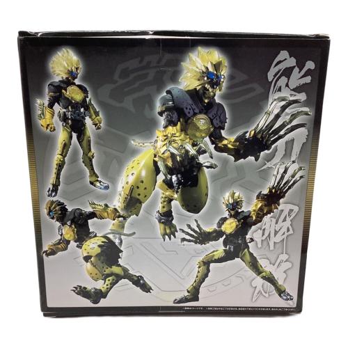 BANDAI (バンダイ) 仮面ライダーオーズ ラトラーターコンボ 仮面ライダー S.I.C.