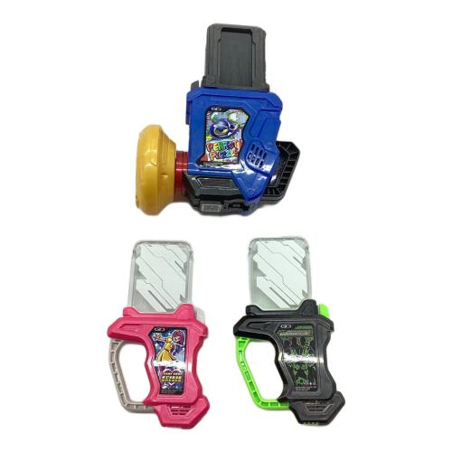 BANDAI (バンダイ) DX仮面ライダーエグゼイド メモリアルフィビッシュガシャットセットⅡ 仮面ライダー