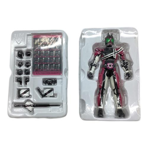 BANDAI (バンダイ) 仮面ライダーディケイド（ネオディケイドライバーver） 仮面ライダー S.H.Figuarts