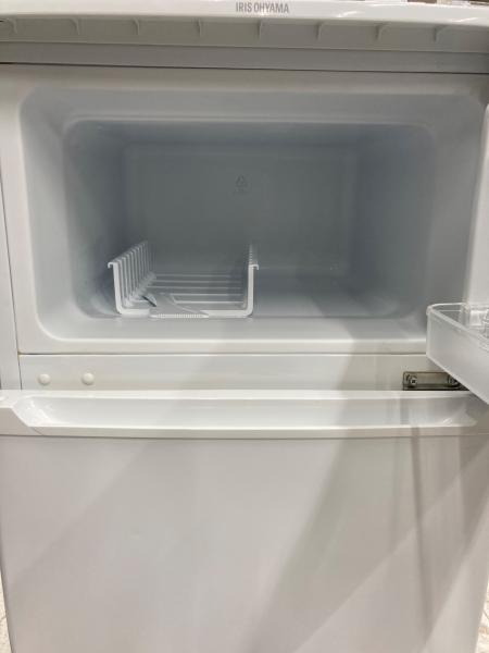 IRIS OHYAMA (アイリスオーヤマ) 2ドア冷蔵庫 A09TW-W 2017年製 90L