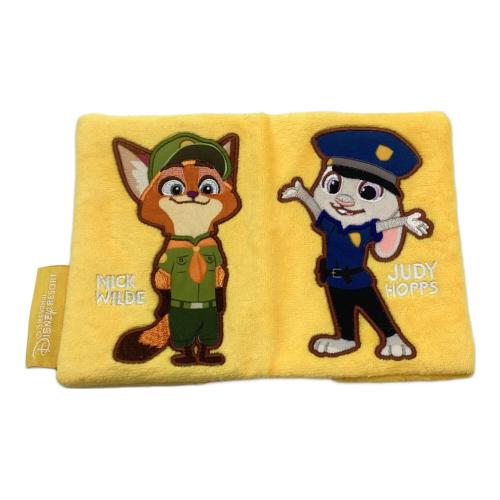 上海ディズニー ズートピア パスポートケース