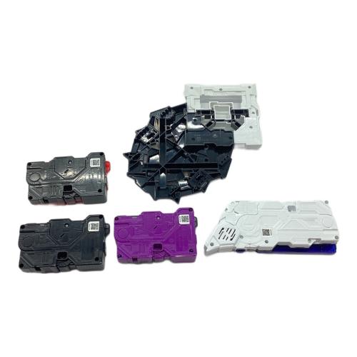 BANDAI (バンダイ) DXメモリアルプログライズキーセット 仮面ライダー