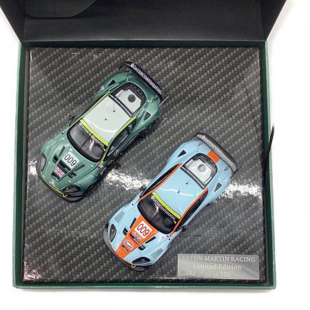 アストンマーチン　オートアート　ASTON MARTIN RACING DBR9 ASTON MARTIN RACING (アストンマーティン・レーシング) 2007/8 DBR9