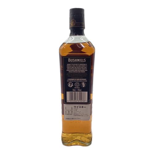 BUSHMILLS BLACKBUSH アイリッシュウィスキー 700ml